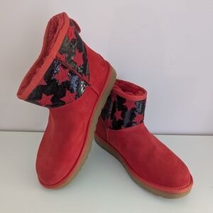 UGG Red Star Patterned Winter Boots